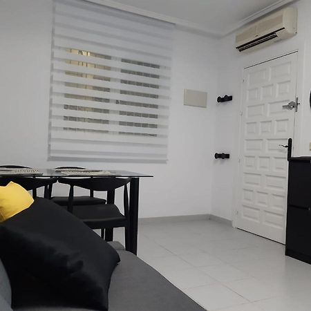 Lovely Apart 3 Minutes To The Beach Torrevieja Exteriér fotografie